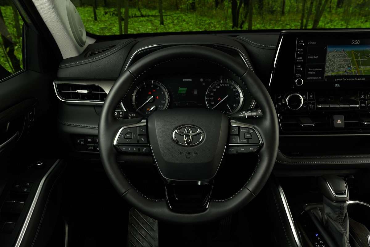 Новый Toyota Highlander: от 3,68 миллиона — фото 1154485
