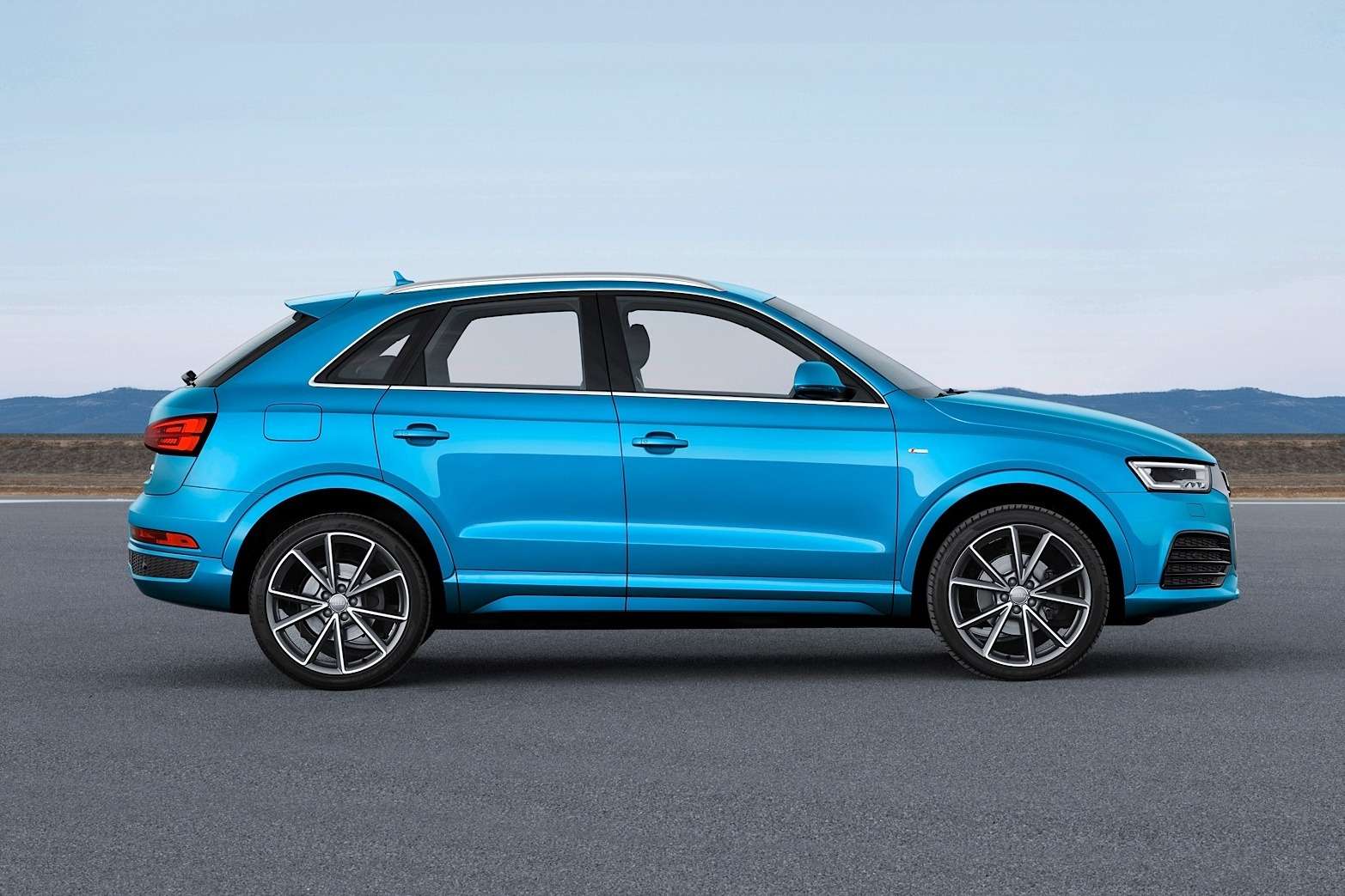2015-audi-q3-facelift-revealed-with-fresh-looks-and-engines-video-photo-gallery_1