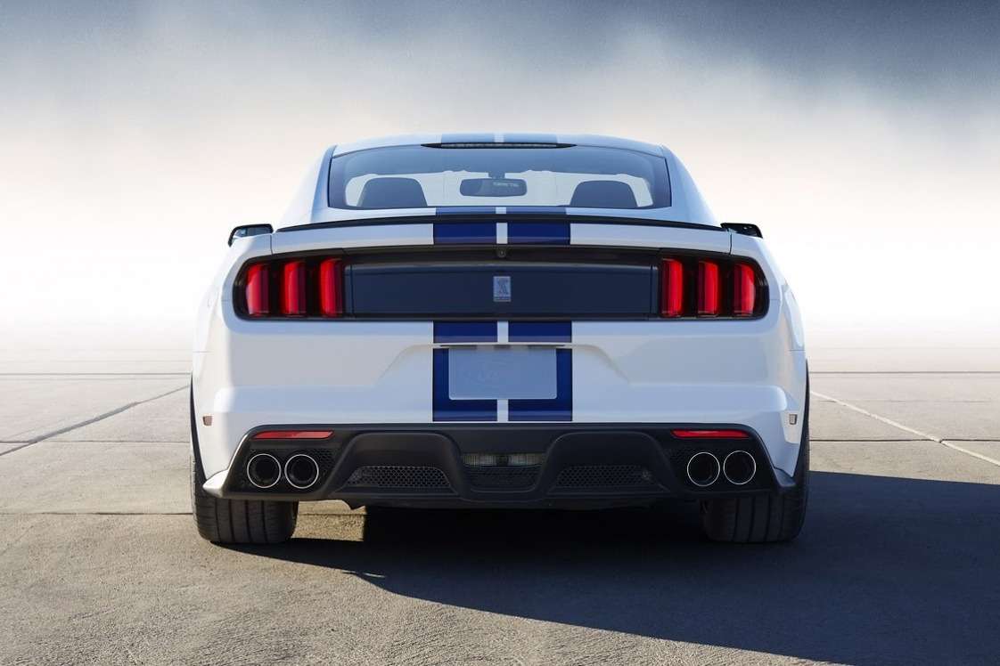 New-Ford-Mustang-Shelby-GT350-36