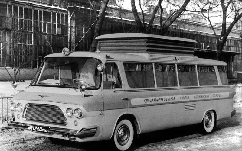 The most amazing Soviet bus: youth and being 