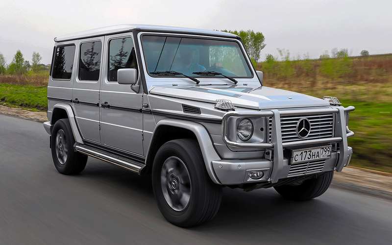 Что взять за 1 500 000 руб.: новый Дастер против 22-летнего Mercedes G300