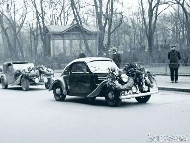 Автомобилям Skoda 100 лет. Знак чешского индейца — фото 60950
