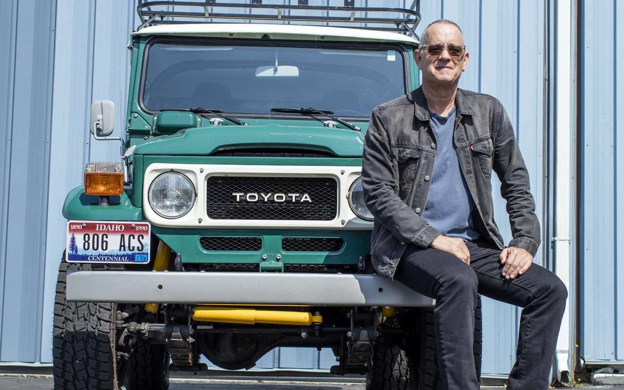 Том Хэнкс продает странный Toyota Land Cruiser — фото 1265060