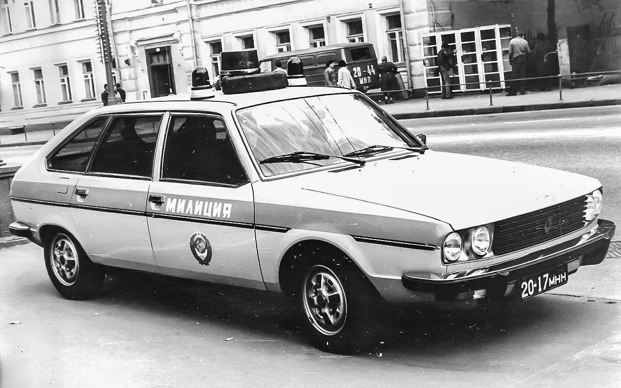 Renault 30 в милиции