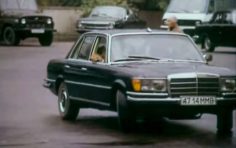 Машина Высоцкого, Карпова и Брежнева: первый в истории S-класс