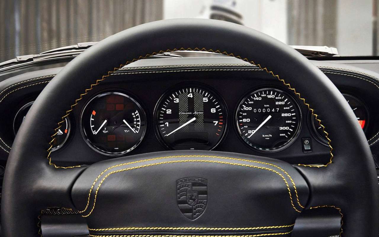 Уникальный Porsche 911 Project Gold: его продали на аукционе за 10 минут! — фото 918871