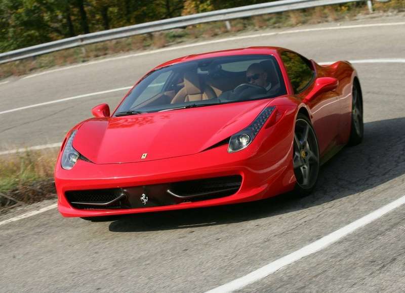 Ferrari-458_Italia_2011