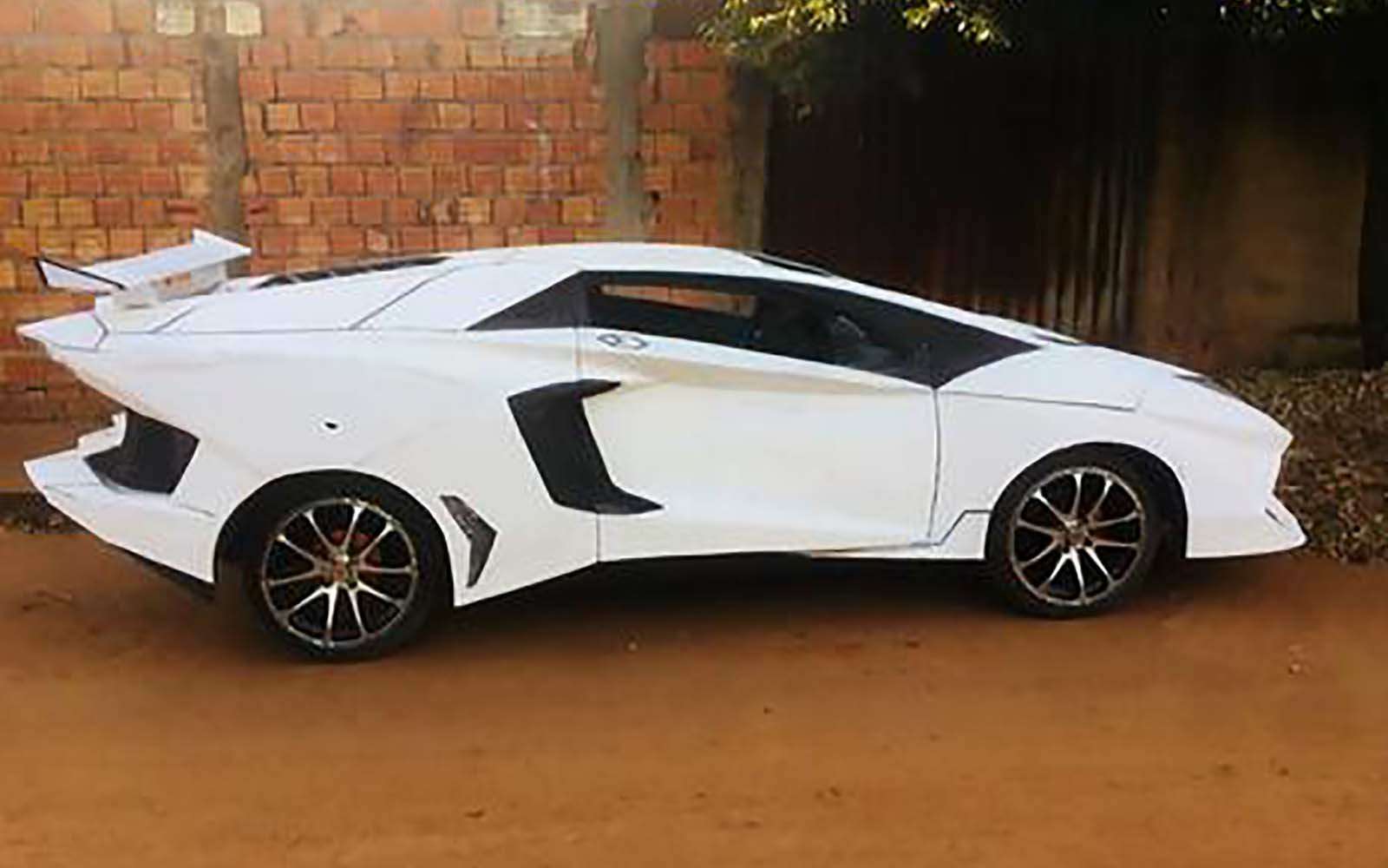 Lamborghini Aventador за 500 тысяч рублей? И такое возможно! — фото 890592