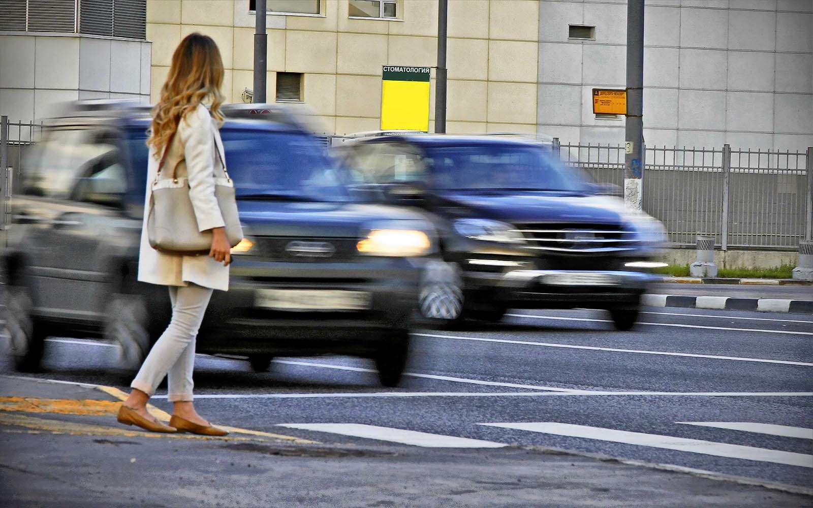 Водители и пешеходы: кто прав, а кто правее? — фото 598580