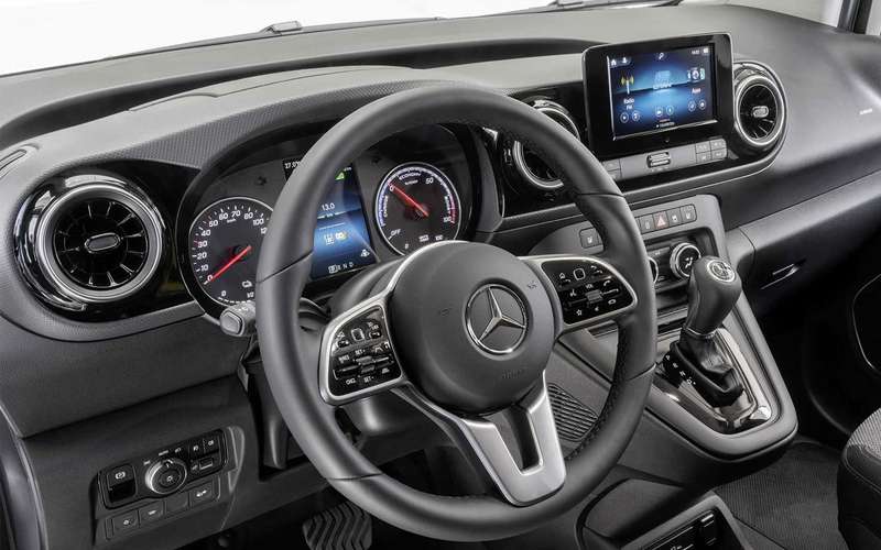 Mercedes на базе Renault — недорогая новинка