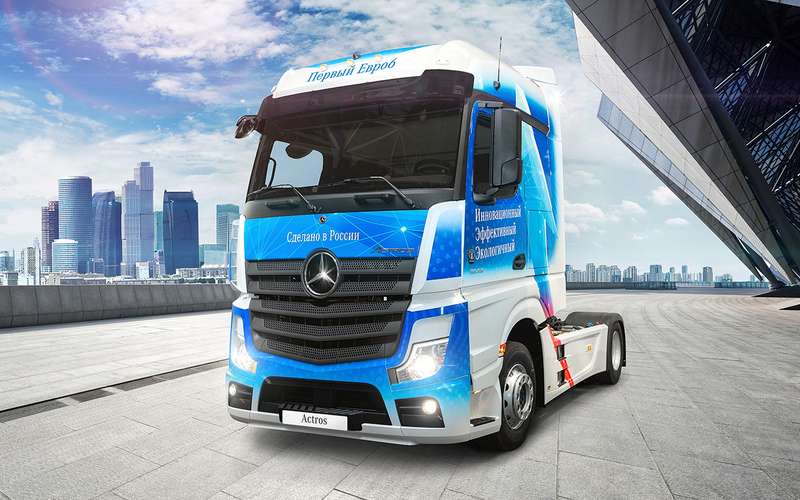 Mercedes-Benz Actros — лучший магистральный грузовик 2021 года