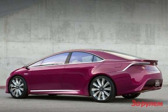 Toyota NS4 Advanced Plug-in Hybrid Concept side-rear view