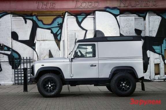 Land Rover Defender X-Tech side view