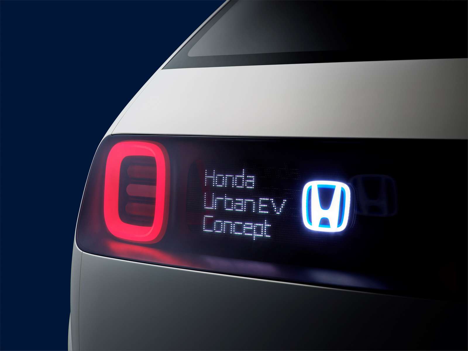 Honda показала хэтчбек будущего с дизайном из прошлого — фото 793882