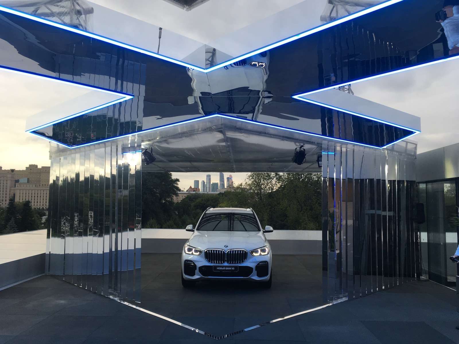 Абсолютно новый BMW X5 всплыл в Москве. Задолго до официальной премьеры! — фото 889840