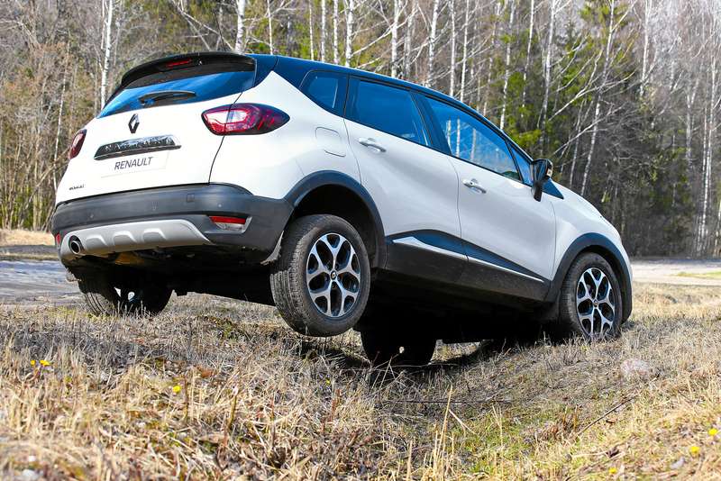 Lada XRAY, Hyundai Creta и Renault Kaptur по одной цене: что выбрать?
