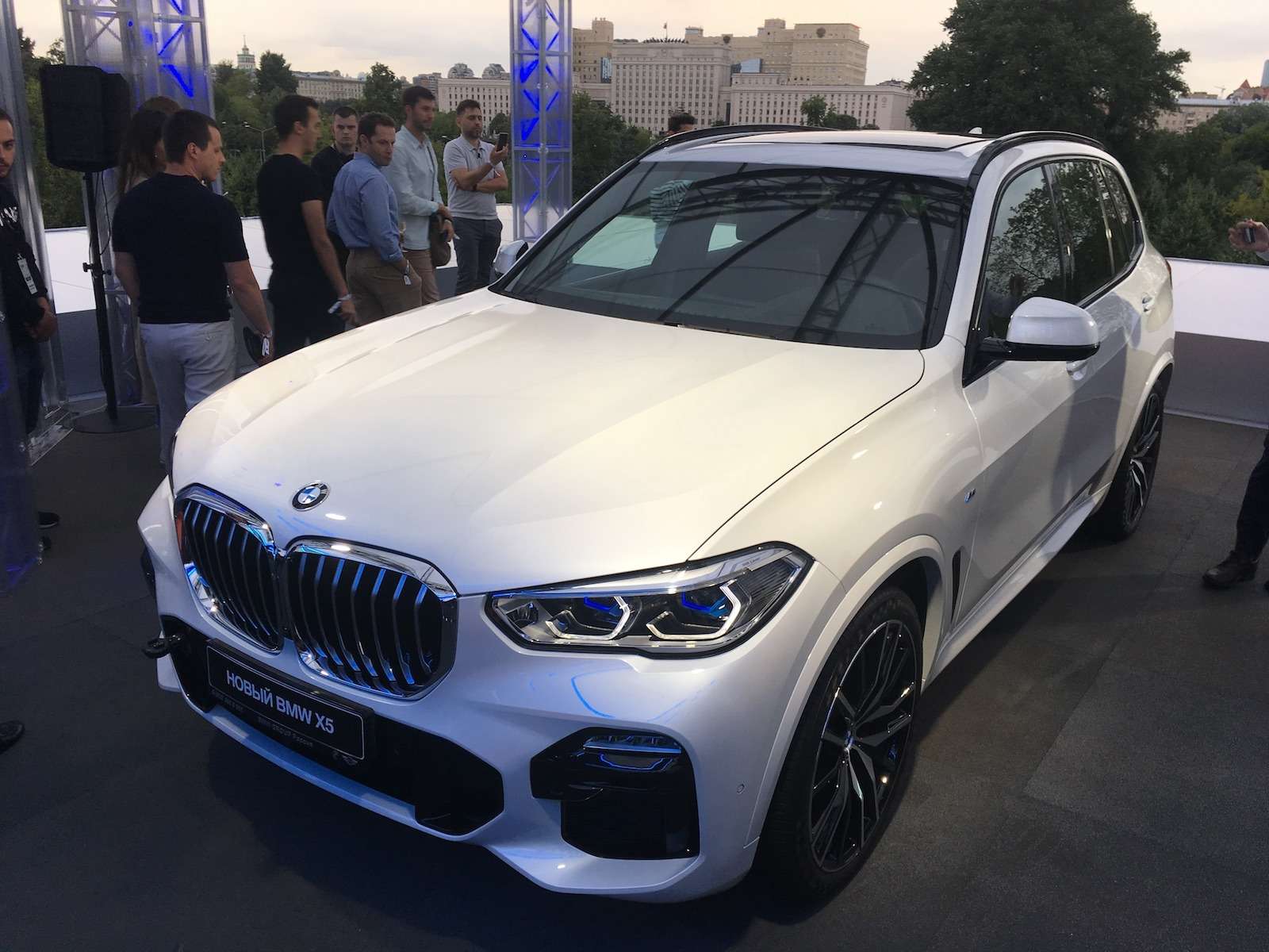 Абсолютно новый BMW X5 всплыл в Москве. Задолго до официальной премьеры! — фото 889842