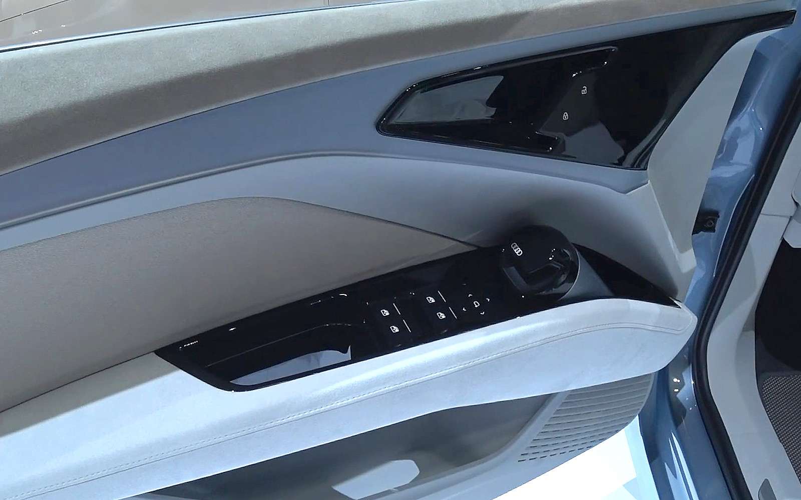 Новый Audi Q4 — торжество сенсоров и дизайна — фото 955753