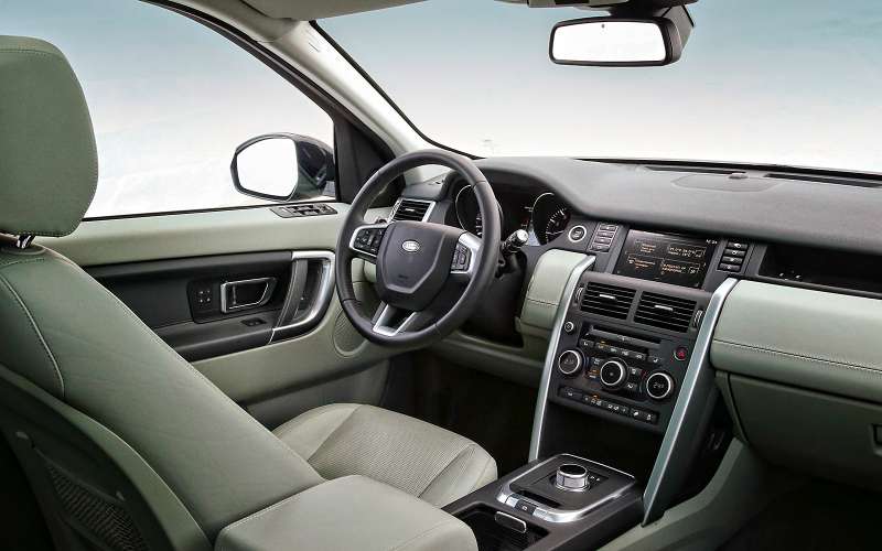 Выбираем Land Rover Discovery Sport: бензин или дизель?