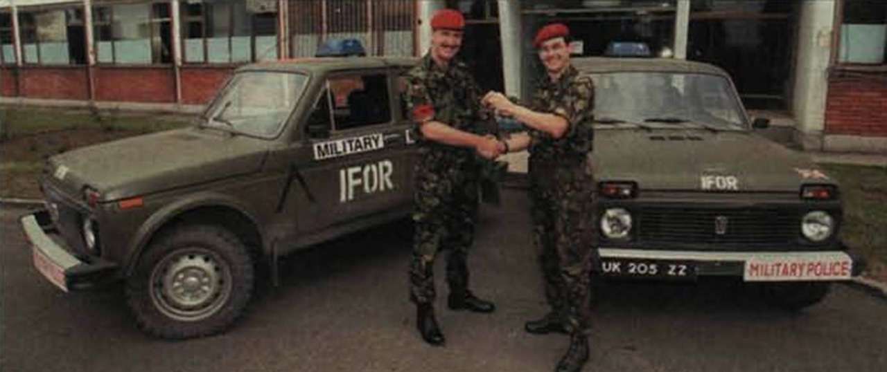 Британская военная полиция в Боснии, 2001 г.