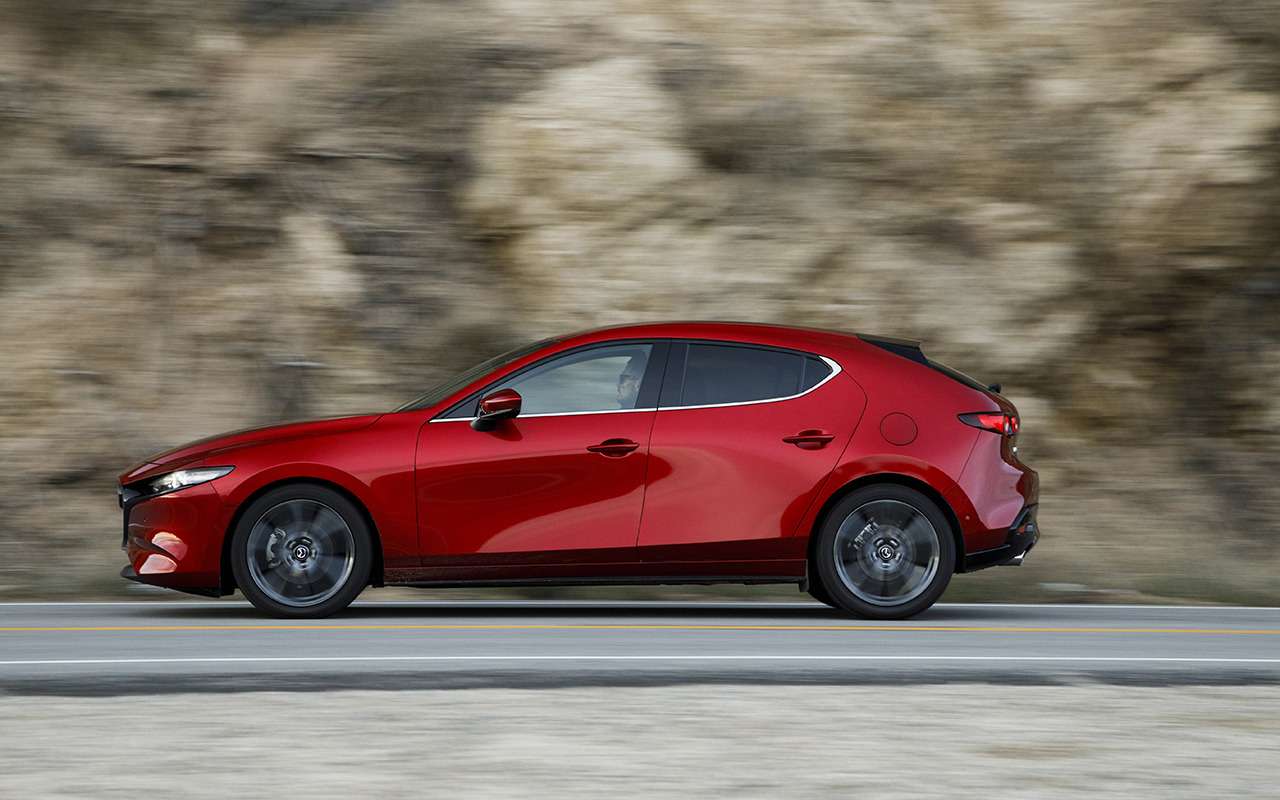 Новая Mazda 3: цены и комплектации — фото 980472