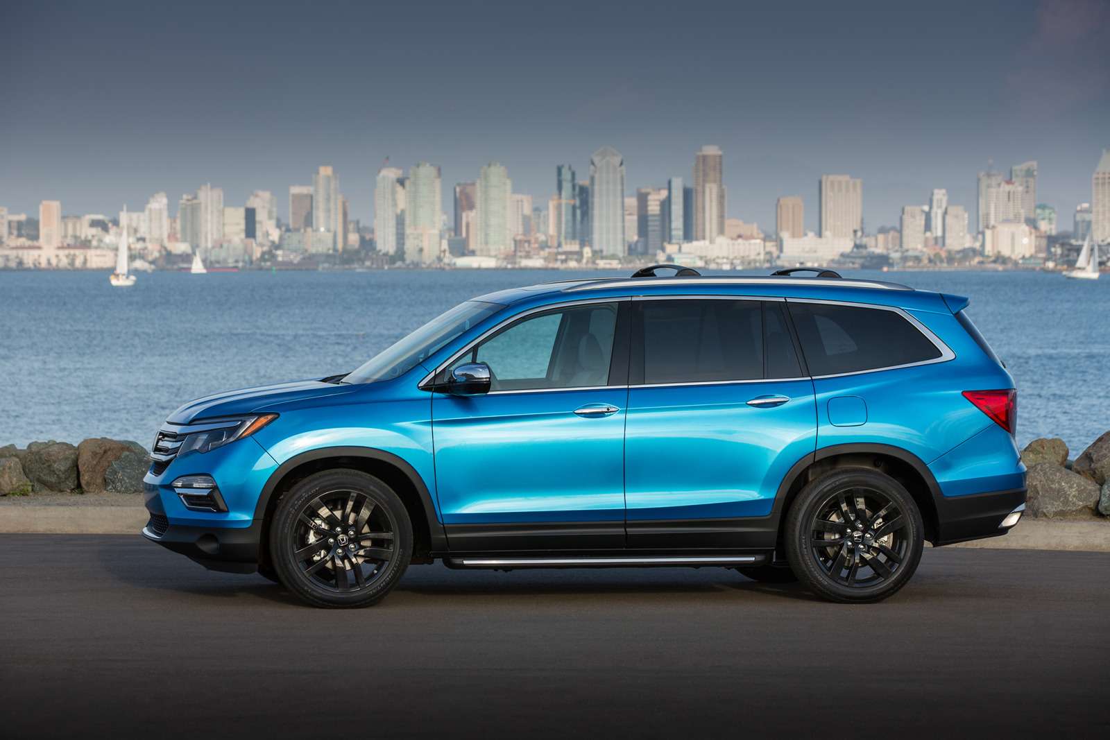 2016 Honda Pilot with accessory package