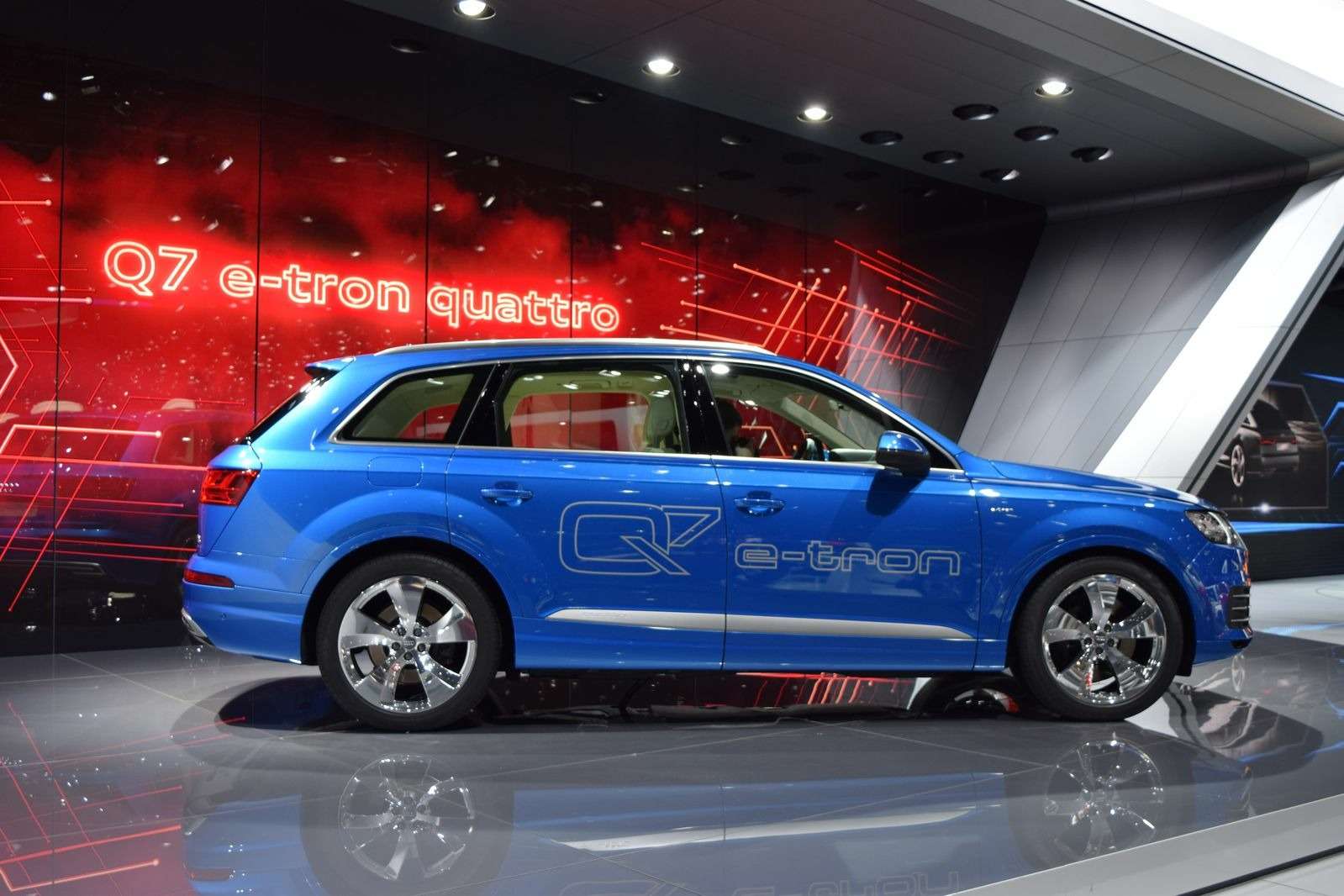 Новый Audi Q7 будет стоить в России от 3,63 млн рублей — фото 369183