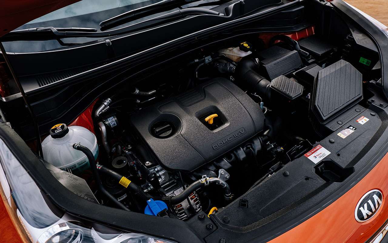 Самый популярный двигатель под капотом Sportage IV — 2-литровый мотор серии Nu, сменивший агрегат Gamma. В отличие от предшественника, он не страдает преждевременным выходом из строя каталитического нейтрализатора и ранним износом стенок цилиндров.