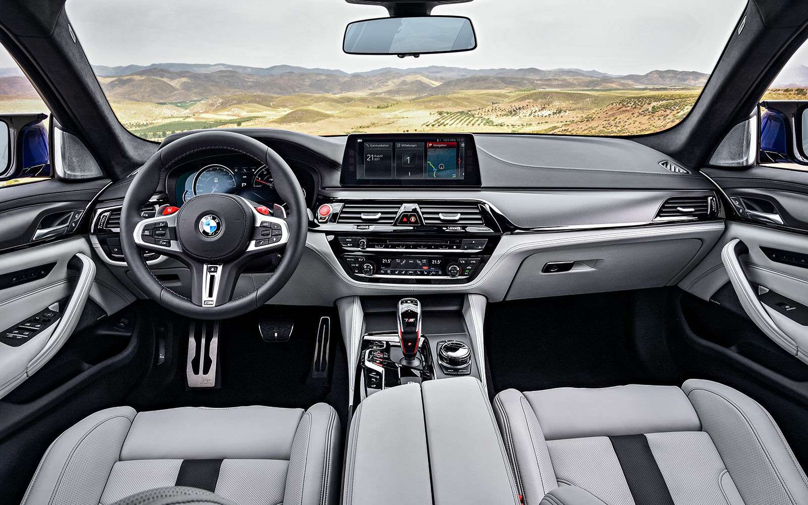 Новый BMW M5: спортседан на каждый день (и для дрифта) — фото 786412