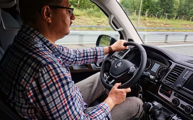 Отпуск за рулем – на минивэне Volkswagen Multivan в Финляндию