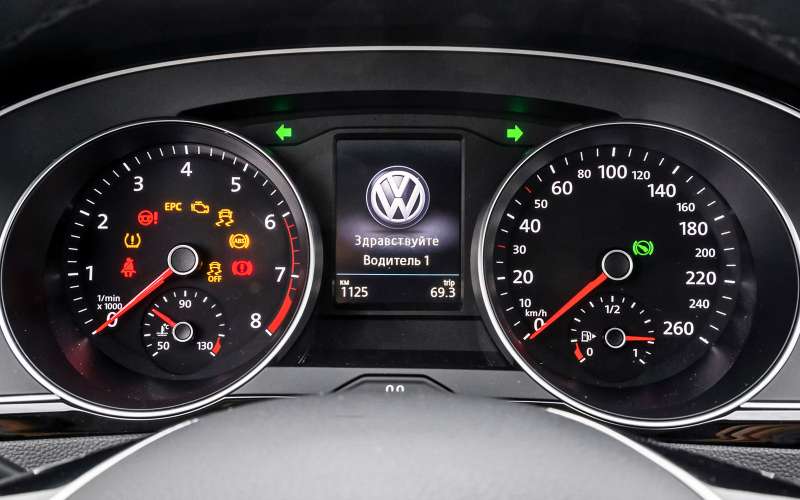 Volkswagen Passat Variant или Alltrack: за что доплата?