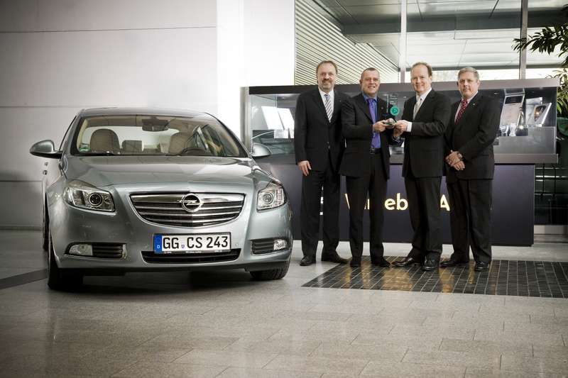 Opel Insignia победил в рейтинге "Авто без поломок"