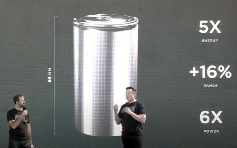 Маск делает дешевую и очень мощную батарею