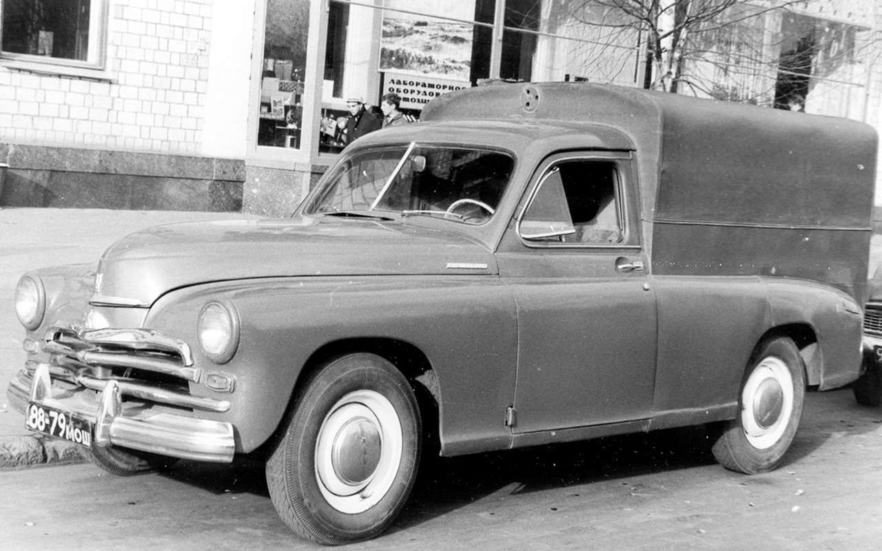 В 1950-х пикапы из Побед ГАЗ-М20В, прошедших капремонт, делали несколько авторемонтных заводов, в частности в Риге и Москве. В частные руки они не попадали. Позднее аналогичные машины выпускали и на базе ГАЗ-21 Волга.