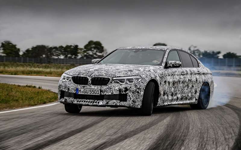 Отключаемый полный привод: в BMW рассказали о новом спортседане M5