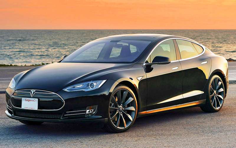 Вершина электромобилестроения – Tesla Model S с двигателем мощностью 235 кВт и заявленным запасом хода 442 км. Позволю себе скептический вопрос: в каком режиме и при каких условиях?