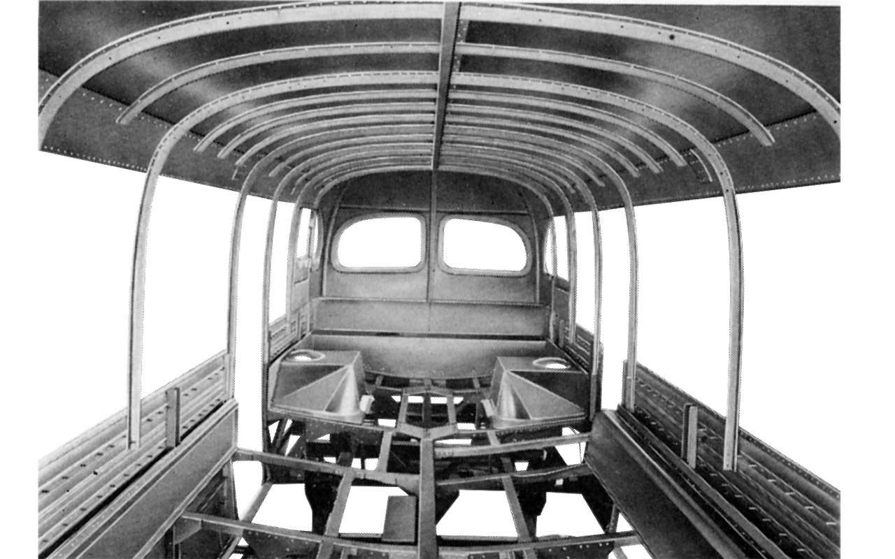 Советский гибридный автобус: заглянули в его родословную — фото 1232026