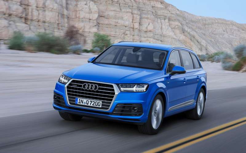 Audi отзывает автомобили в России: возможна утечка топлива!