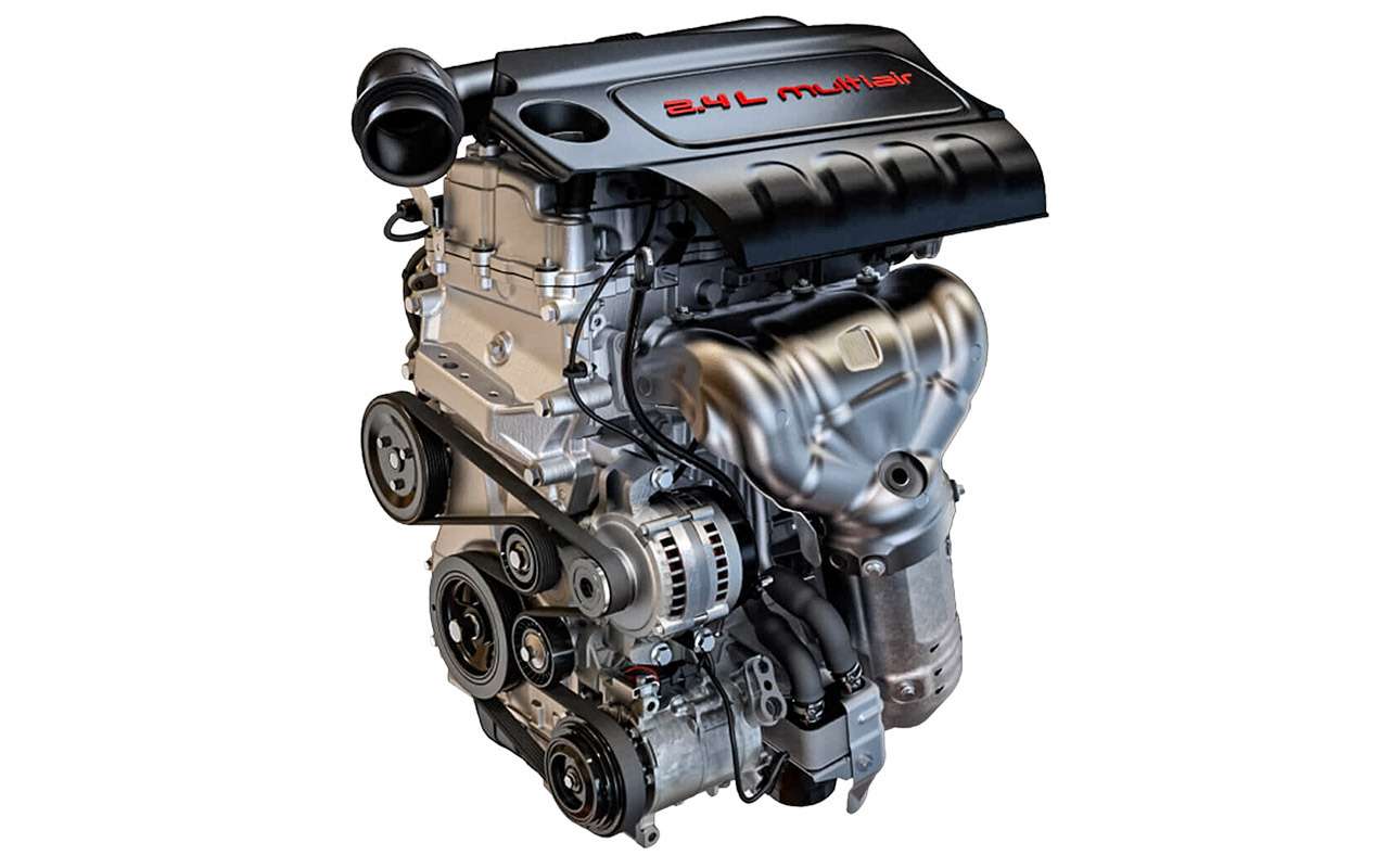Самым массовым у нас будет 177‑сильный четырехцилиндровый двигатель 2.4 – серии Tigershark. С таким агрегатом доступны и переднеприводные версии.