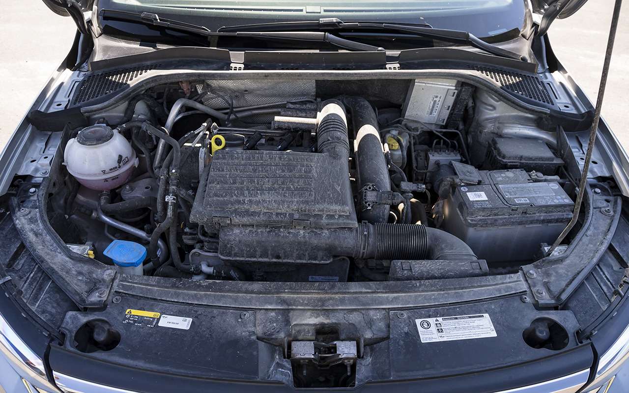 VW Polo после 20 000 км: грязь в двигателе и глюки в электронике — фото 1267682