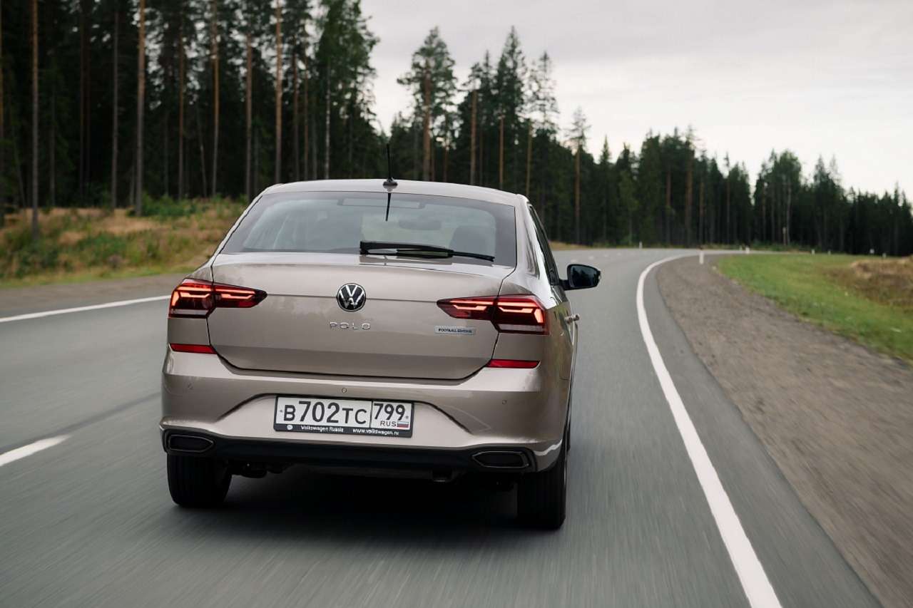 Volkswagen запустил прием заказов на Polo Football Edition — фото 1233117