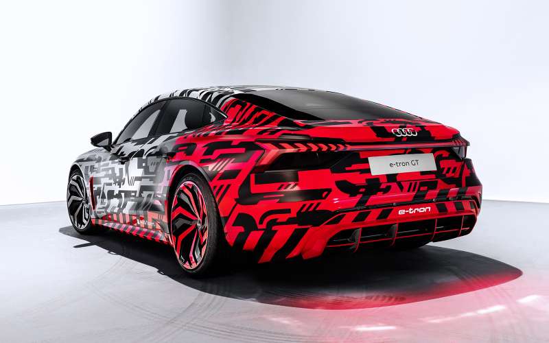 Audi показала конкурента Tesla Model S