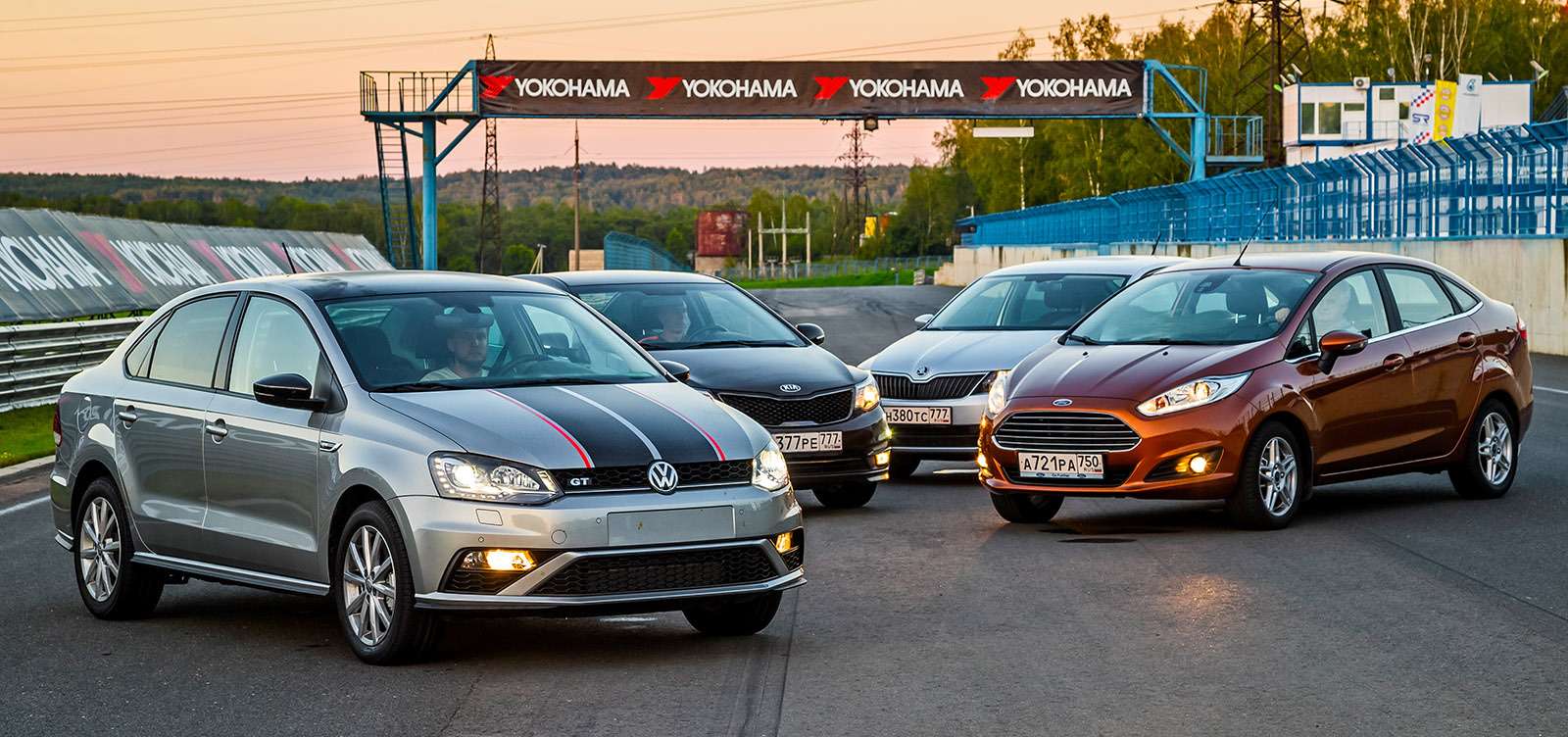 VW Polo GT против конкурентов: тест на «Смоленском кольце» — фото 644212
