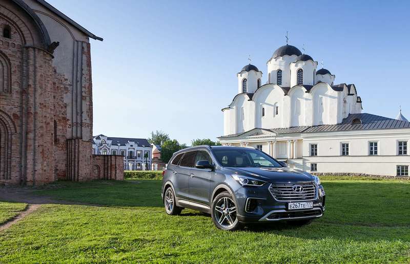 Обновленный Hyundai Grand Santa Fe: первый российский тест-драйв