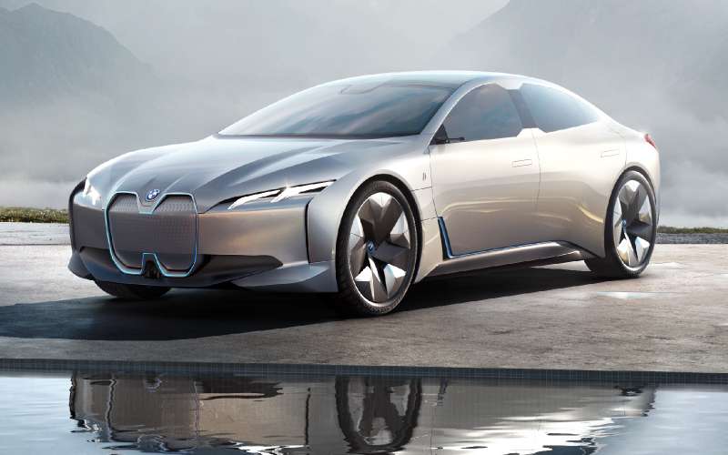 25 новых моделей BMW: только на «батарейках»