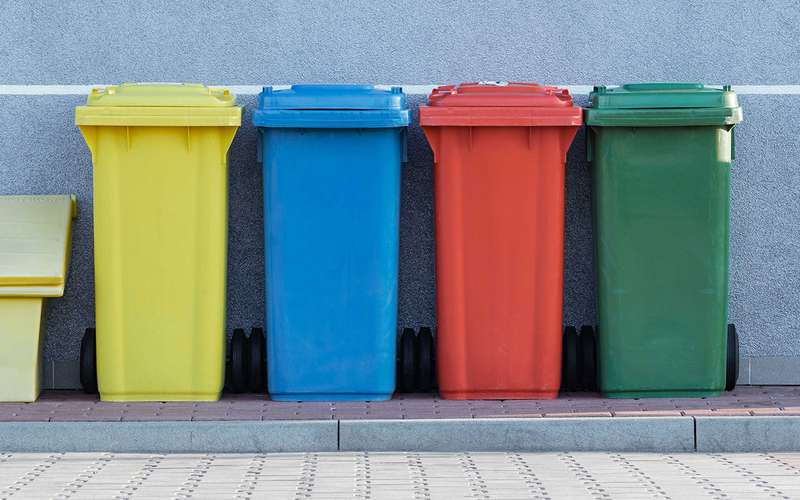 Эксперт рассказал, как россияне могут зарабатывать на мусоре