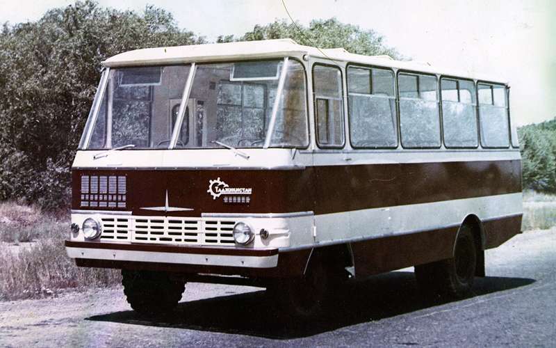 9 загадочных автобусов СССР — на таких вы (точно!) не ездили