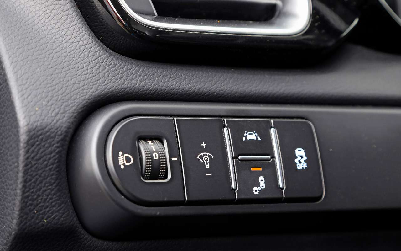 Новая Mazda 3, VW Golf и Kia Ceed: большой тест — фото 1007212