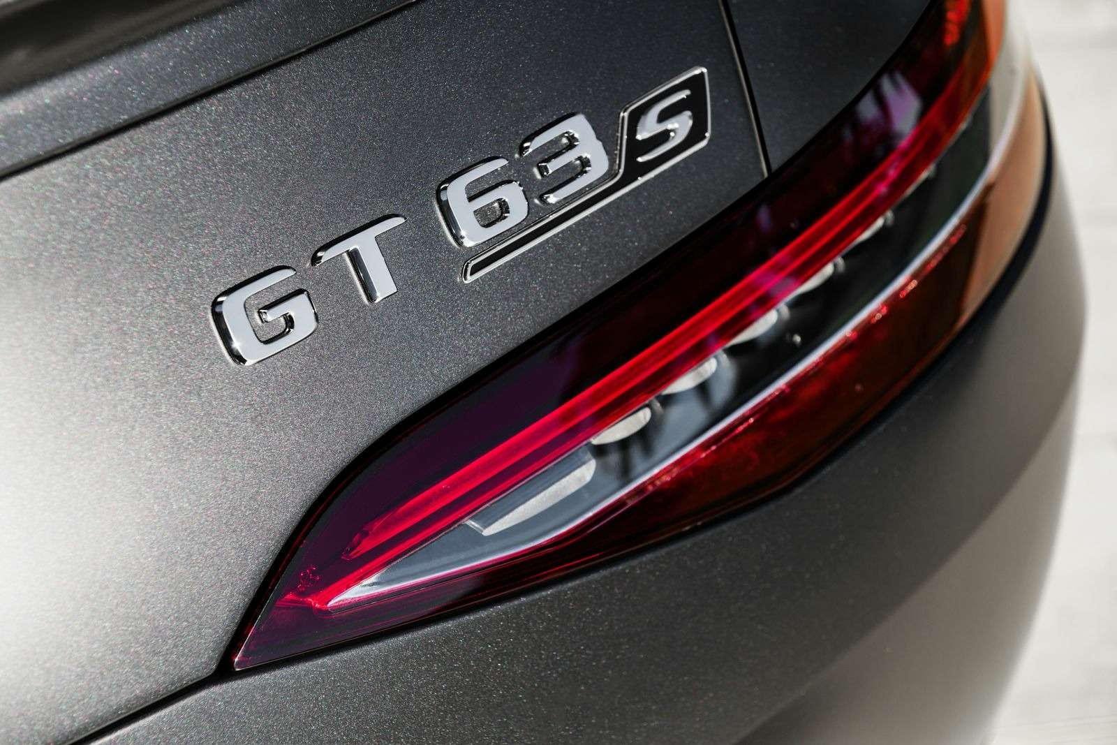 Подмена! Пятидверный Mercedes-AMG GT получил «тележку» Е-класса — фото 851533