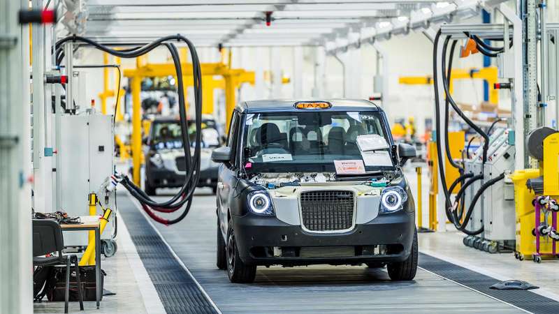 Китай везет: Geely запустила в Англии завод по производству гибридных таксомоторов